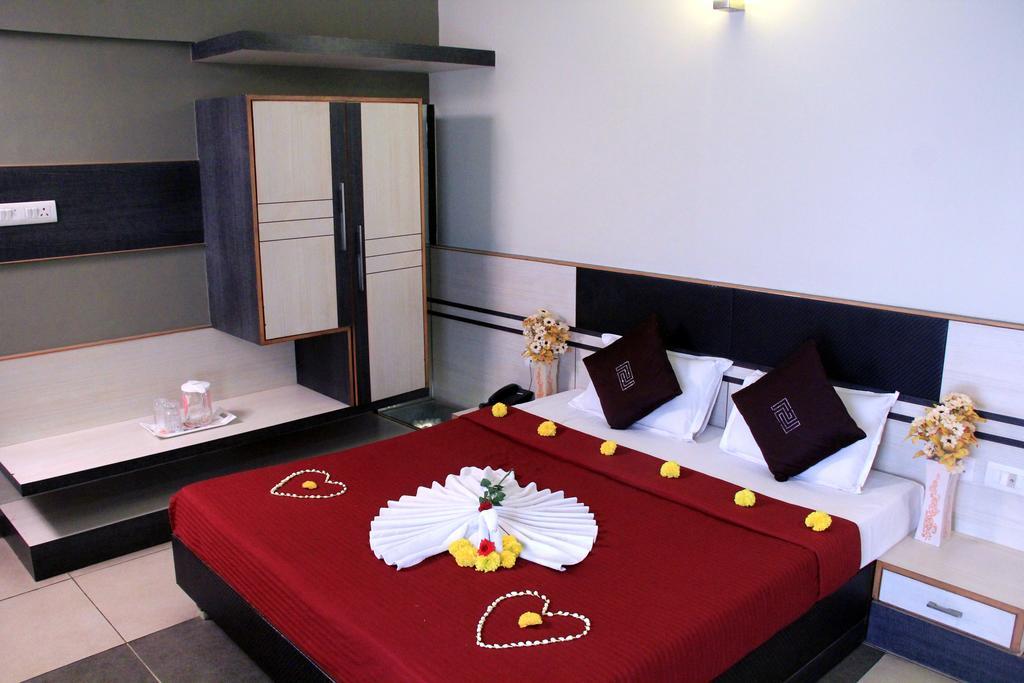 Hotel Sun Park ปอนดิเชอรี ห้อง รูปภาพ
