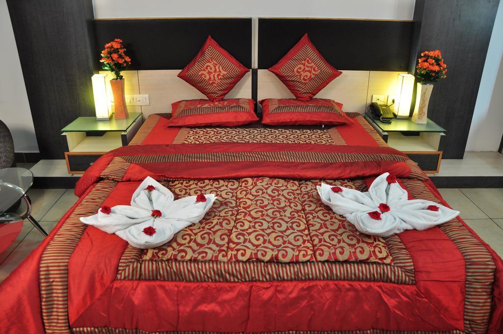 Hotel Sun Park ปอนดิเชอรี ห้อง รูปภาพ