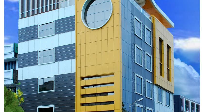 Hotel Sun Park ปอนดิเชอรี ภายนอก รูปภาพ