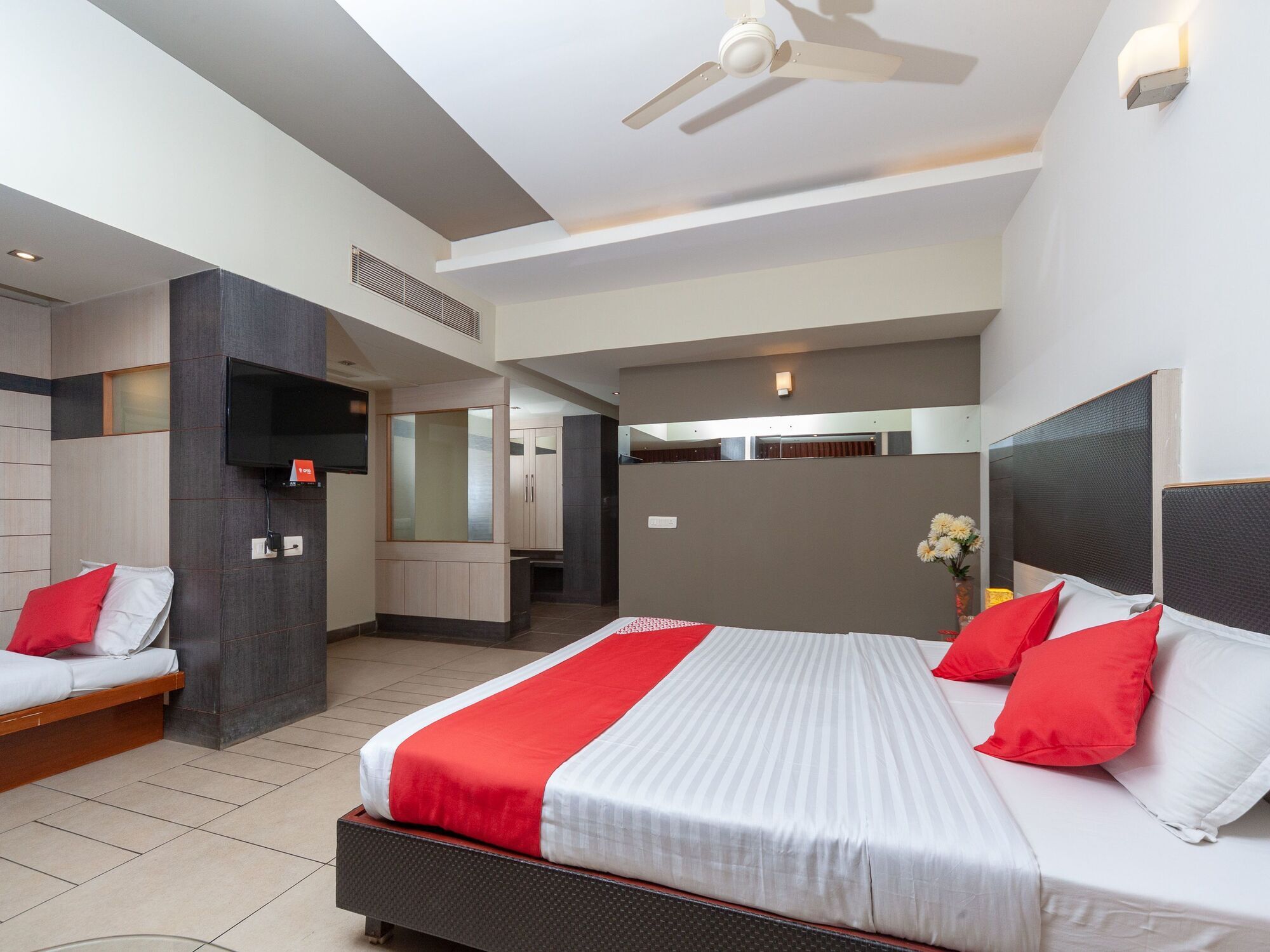 Hotel Sun Park ปอนดิเชอรี ภายนอก รูปภาพ