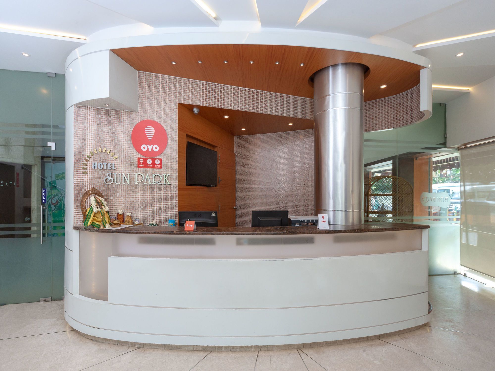 Hotel Sun Park ปอนดิเชอรี ภายนอก รูปภาพ