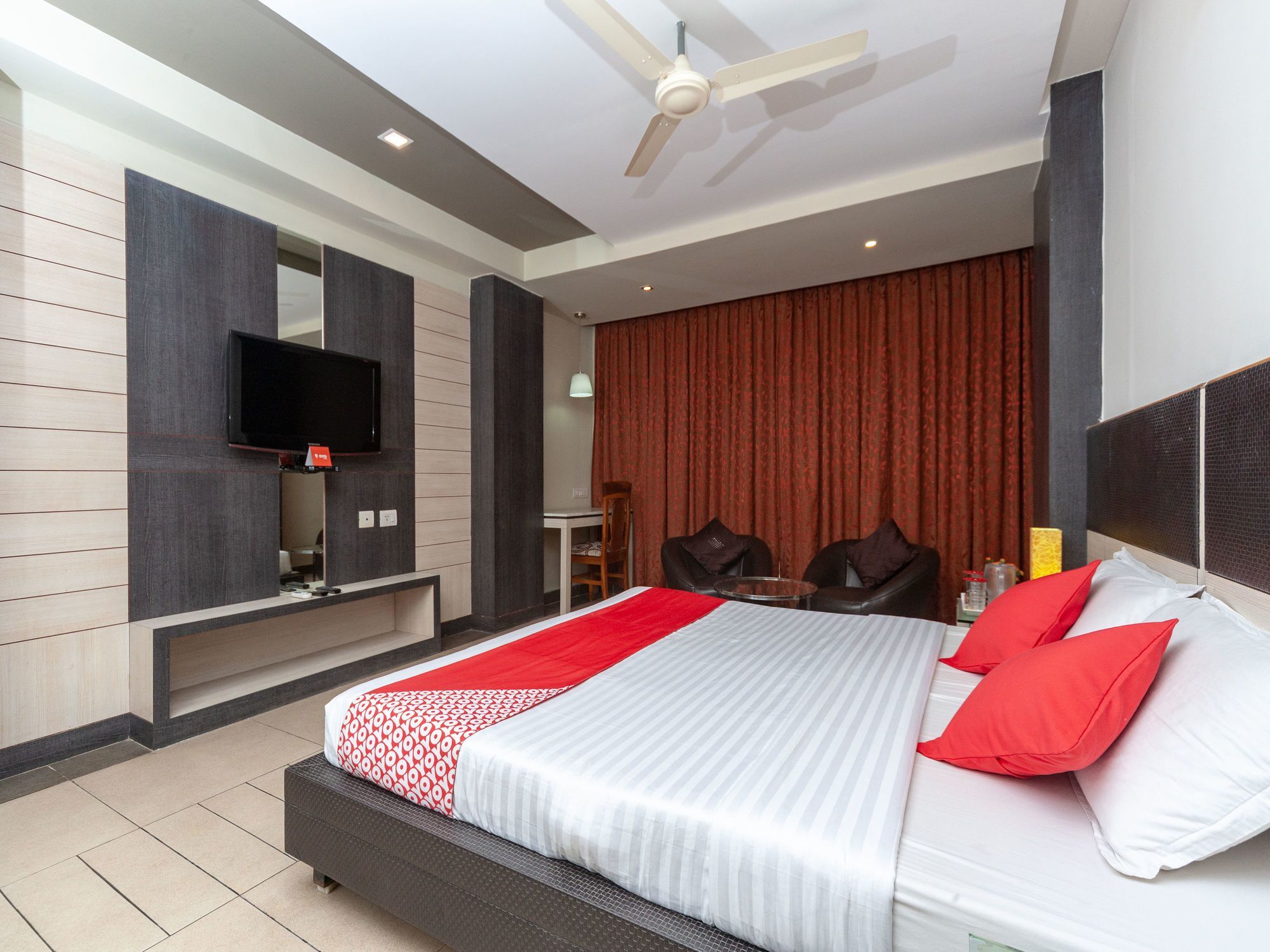 Hotel Sun Park ปอนดิเชอรี ภายนอก รูปภาพ