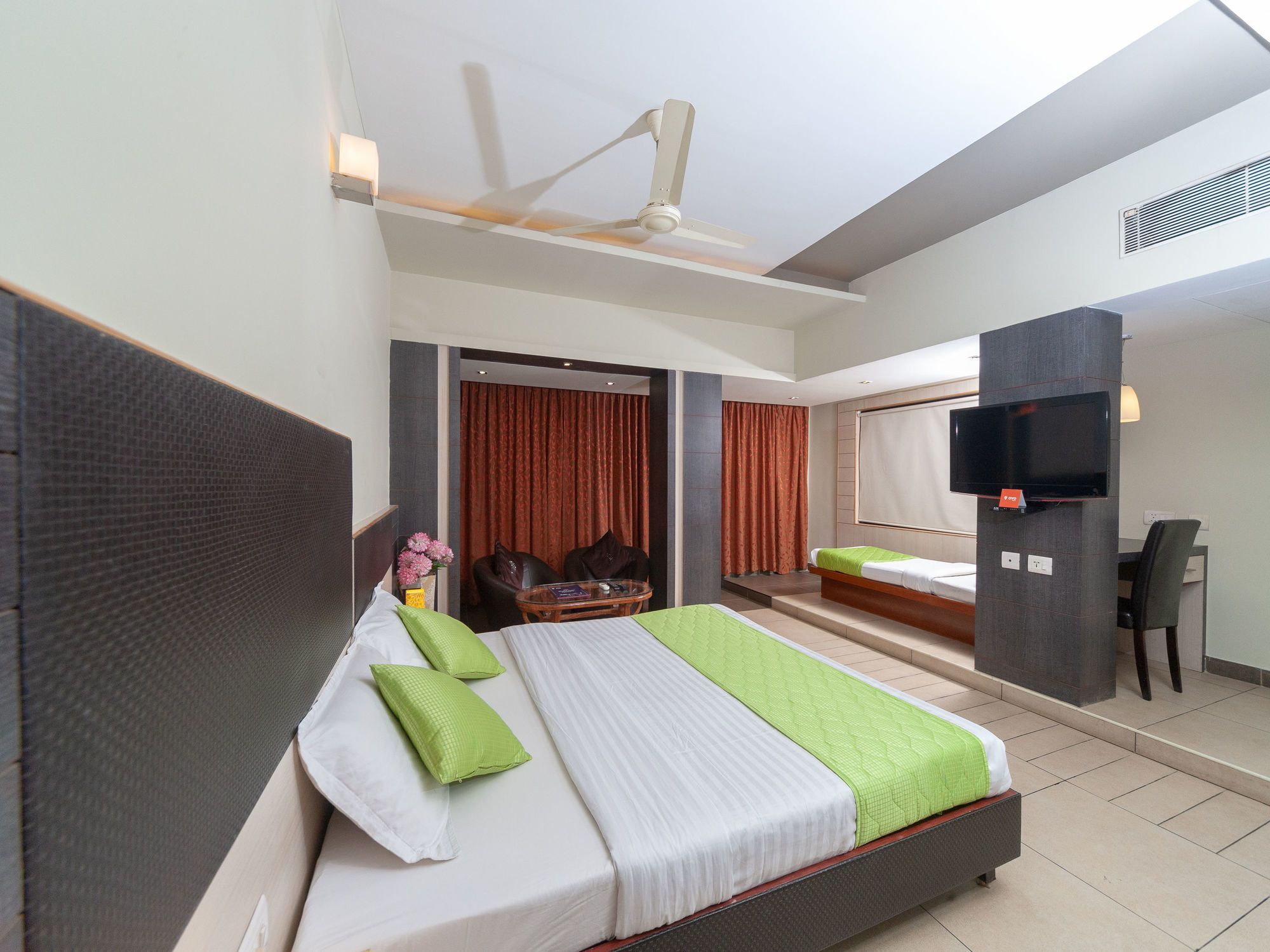Hotel Sun Park ปอนดิเชอรี ภายนอก รูปภาพ